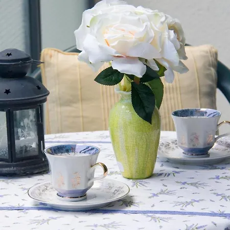 Argus 3 - Center アパート