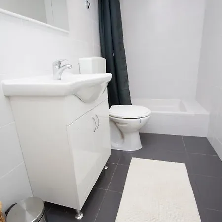 アパート Argus 3 - Center