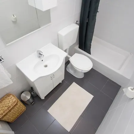 Argus 3 - Center Apartment *