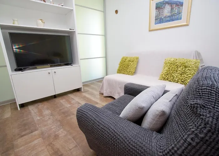 Argus 3 - Center Daire Makarska