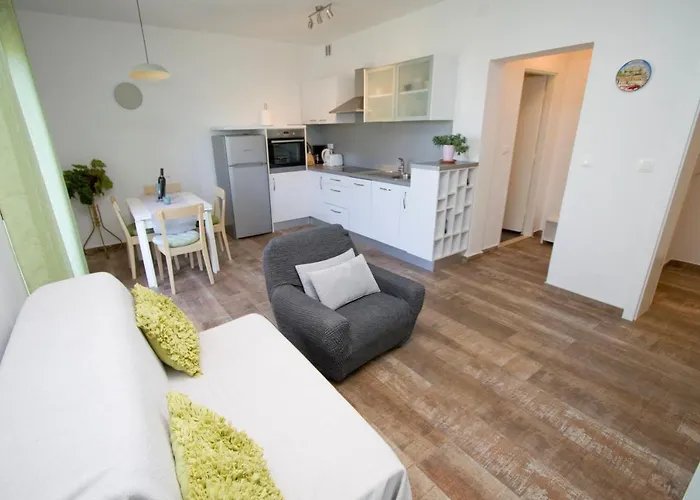 Argus 3 - Center * מאקרסקה